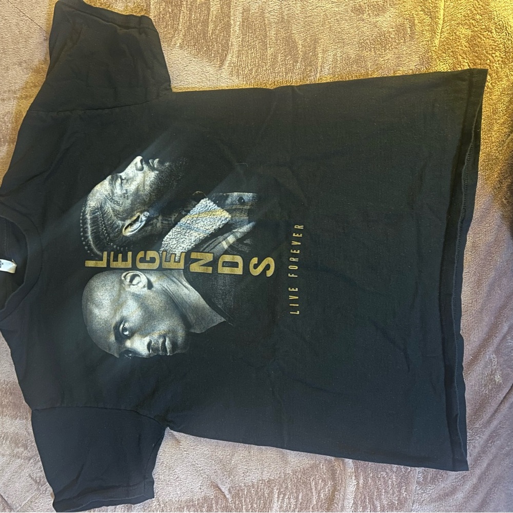Gildan Black Graphic Tee